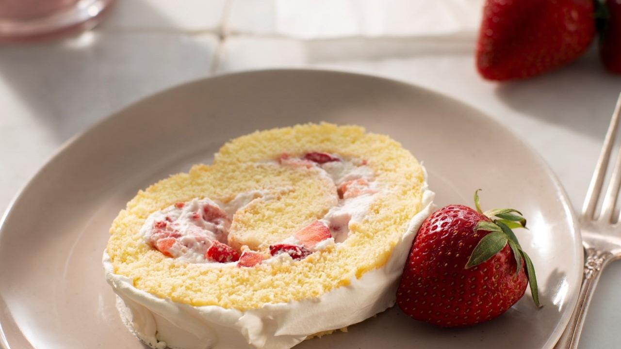 Strawberry Shortcake Jelly Roll